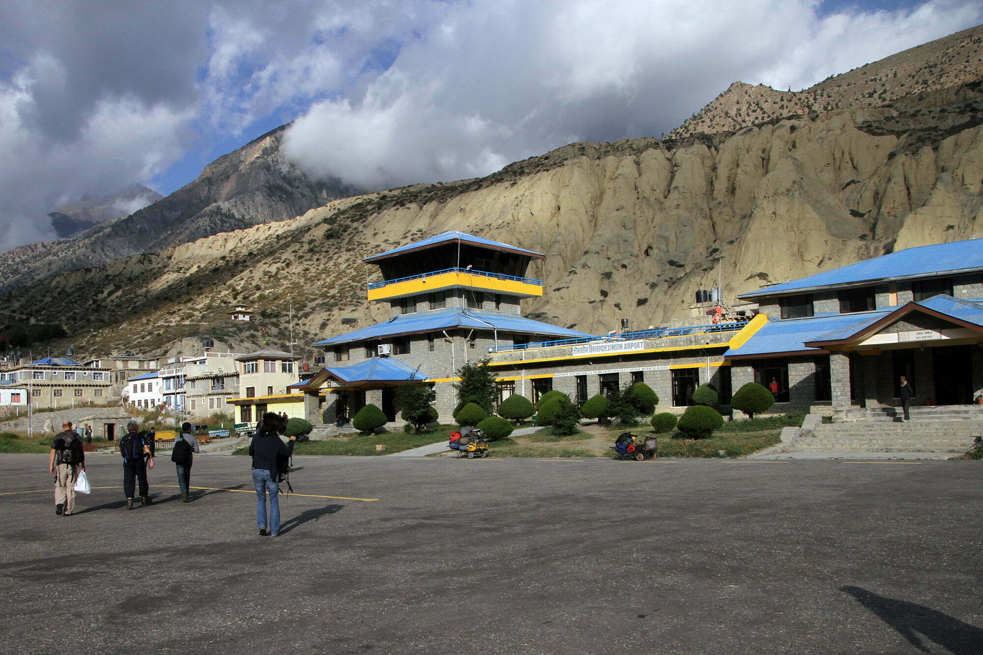 jomsom airport